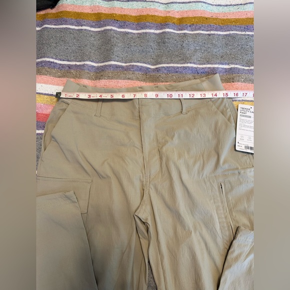 Athleta Trekkie utility cargo pants - Picture 6 of 10